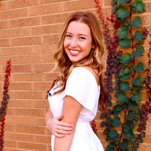 Meet your Posher, Brooke